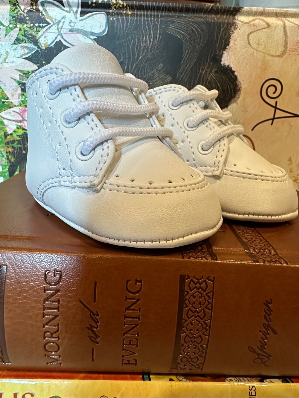 Classic White Baby Lace-Up Shoes